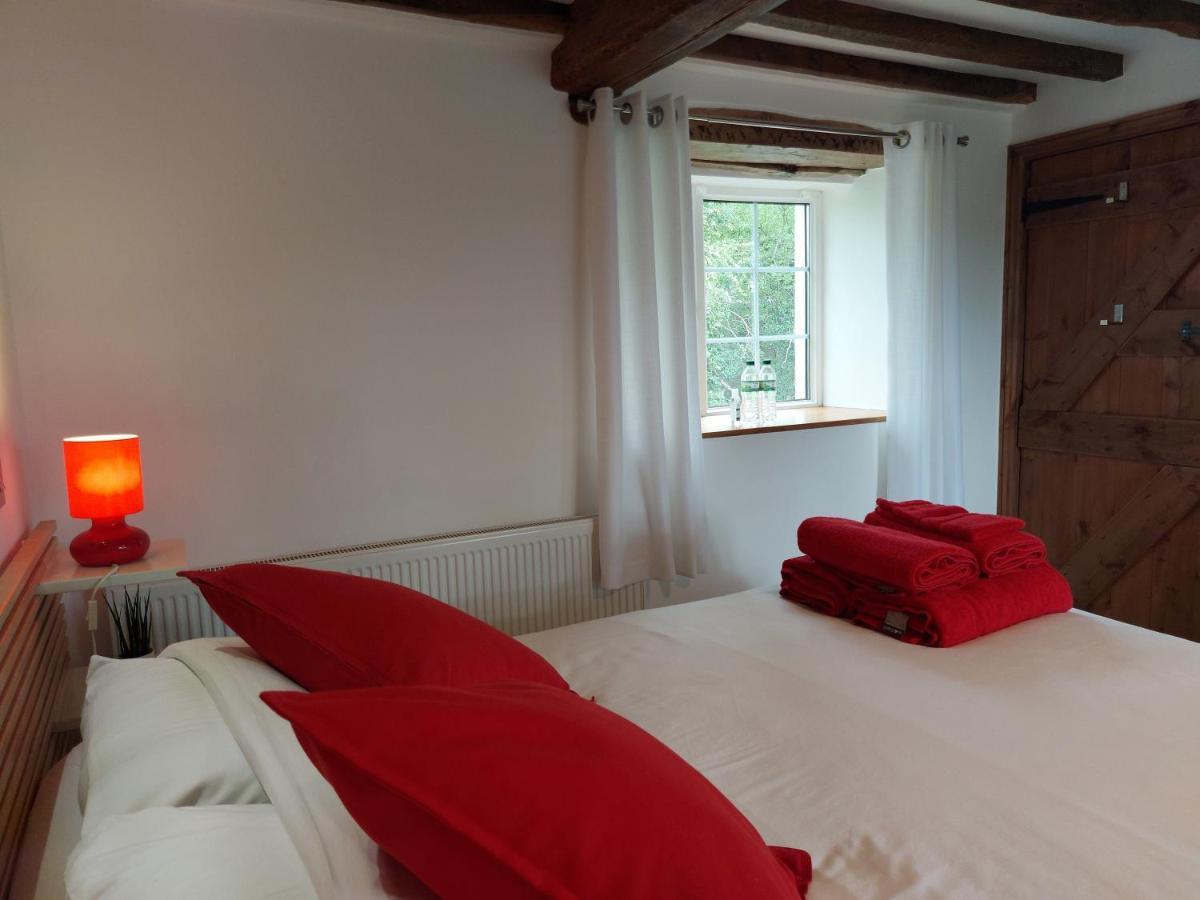 Thames Head Wharf - Historic Cotswold Cottage With Stunning Countryside Views Cirencester Luaran gambar