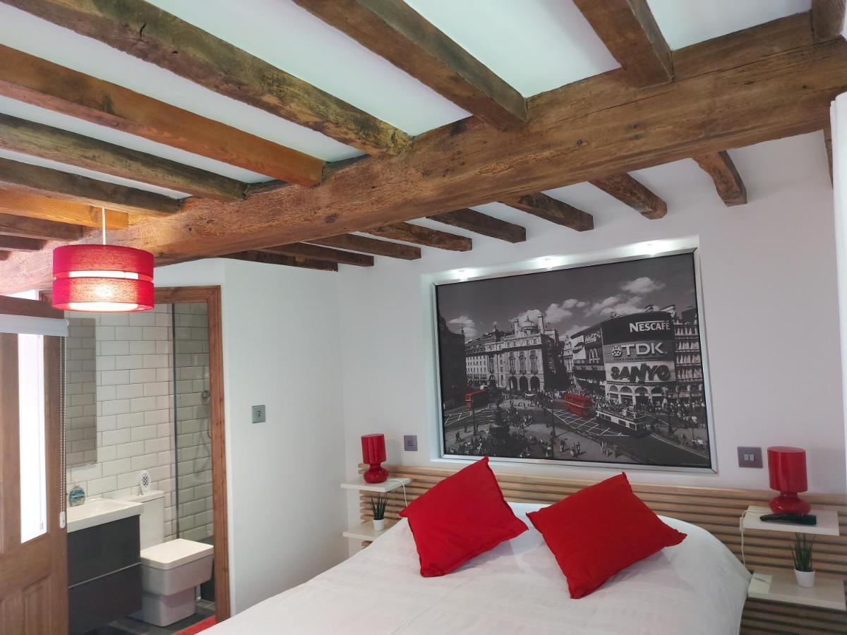 Thames Head Wharf - Historic Cotswold Cottage With Stunning Countryside Views Cirencester Luaran gambar