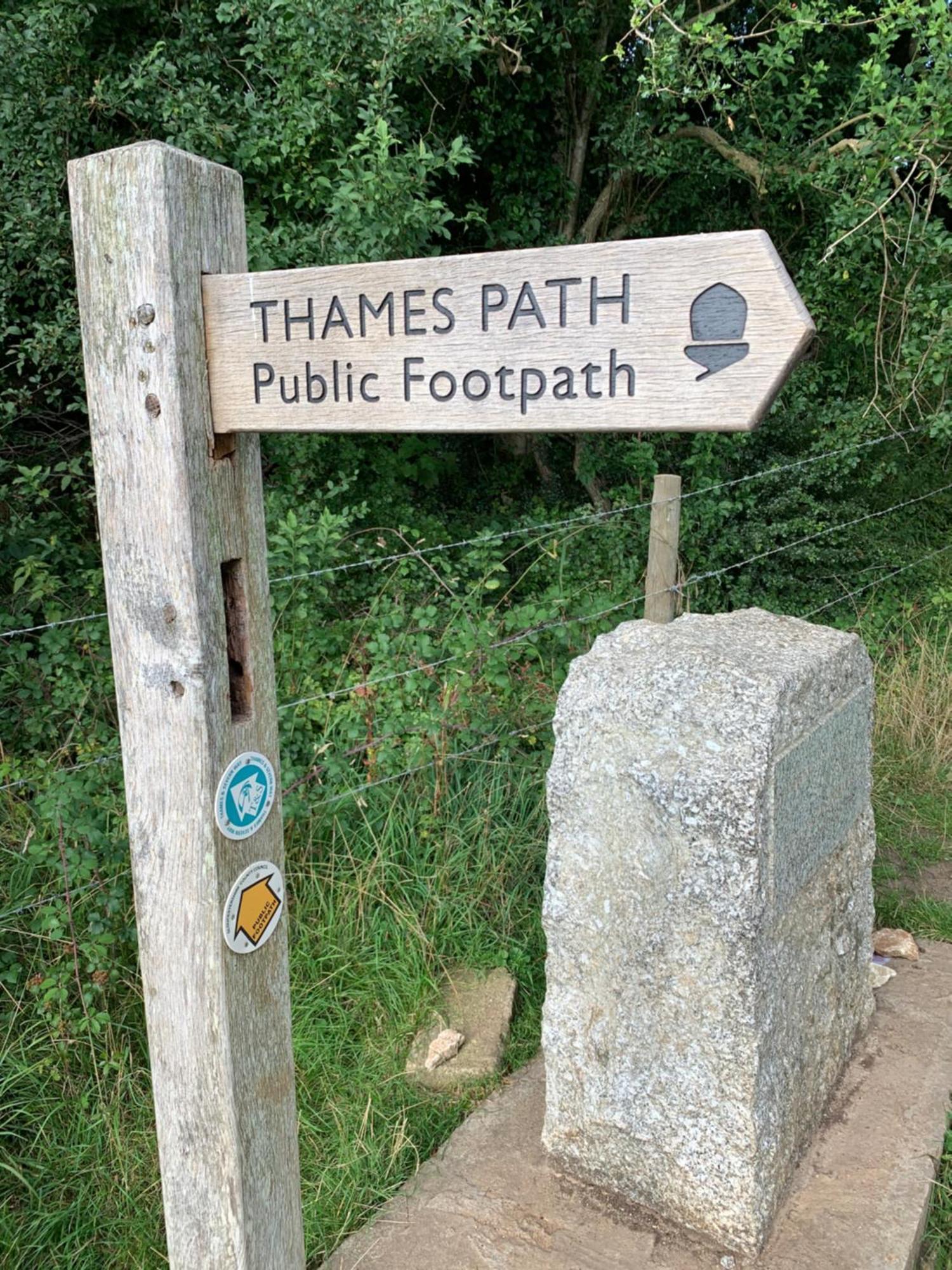 Thames Head Wharf - Historic Cotswold Cottage With Stunning Countryside Views Cirencester Luaran gambar