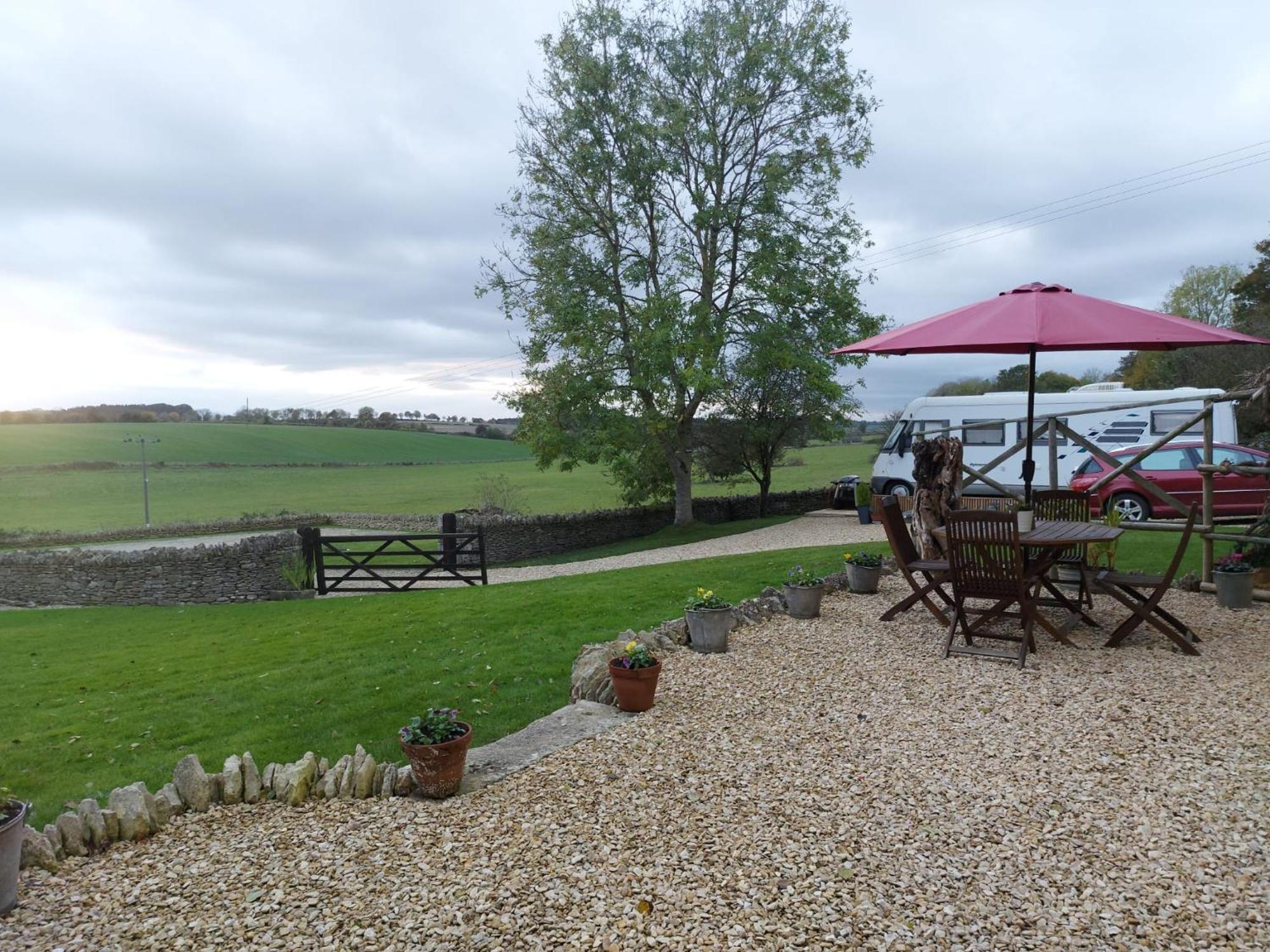 Thames Head Wharf - Historic Cotswold Cottage With Stunning Countryside Views Cirencester Luaran gambar