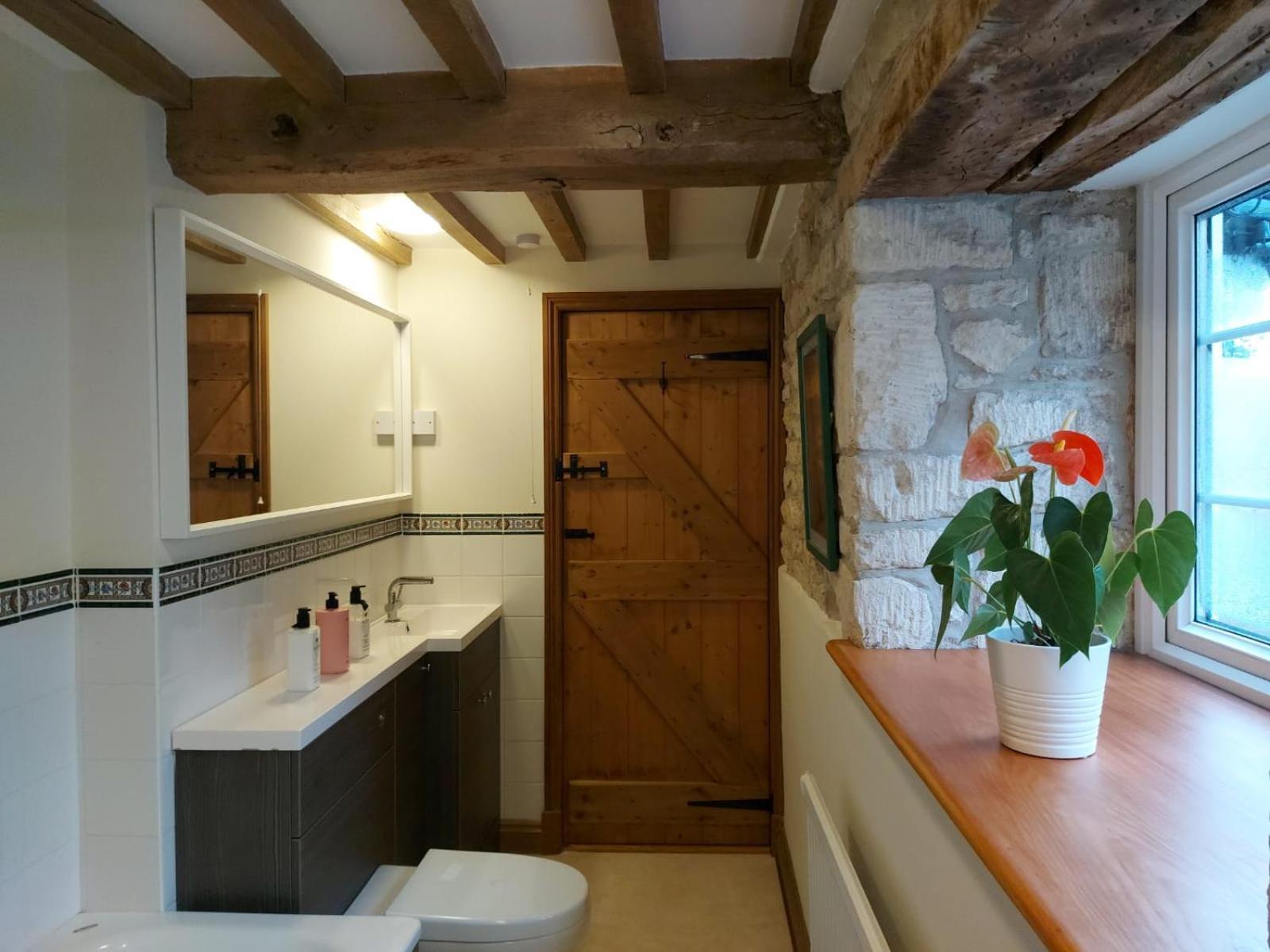 Thames Head Wharf - Historic Cotswold Cottage With Stunning Countryside Views Cirencester Luaran gambar